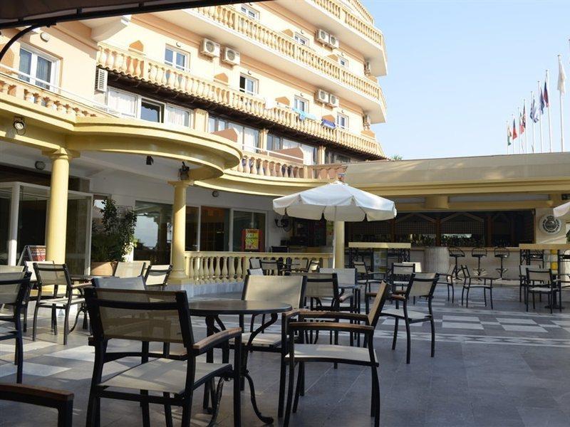 Potamaki Beach Hotel Benitses  Esterno foto